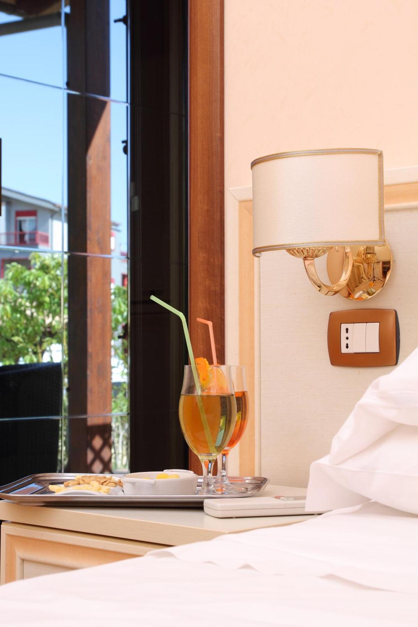 Costazzurra Museum&spa Hotel 4*